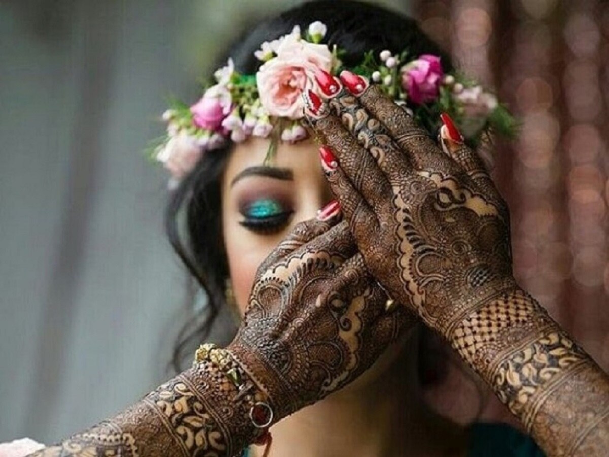 Karwa Chauth Keep These Things In Mind While Applying Mehndi Vastu