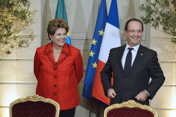 ब्राजील की राष्ट्रपति डिल्मा रॉसेफ और फ्रांस के राष्ट्रपति फ्रांकोइस हॉलैंड।