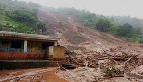 पुणे के गांव मालिन में भारी बारिश के बीच भूस्खलन ने मचाई तबाही, 18 की मौत