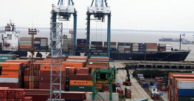 निर्यात वृद्धि की रफ्तार सुस्त, व्यापार घाटा बढ़कर हुआ 10.83 अरब डॉलर