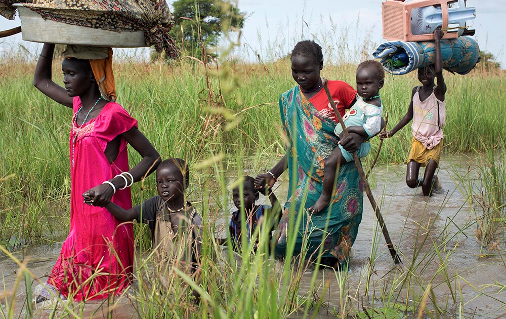 साउथ सूडान में विस्थापित एक परिवार।