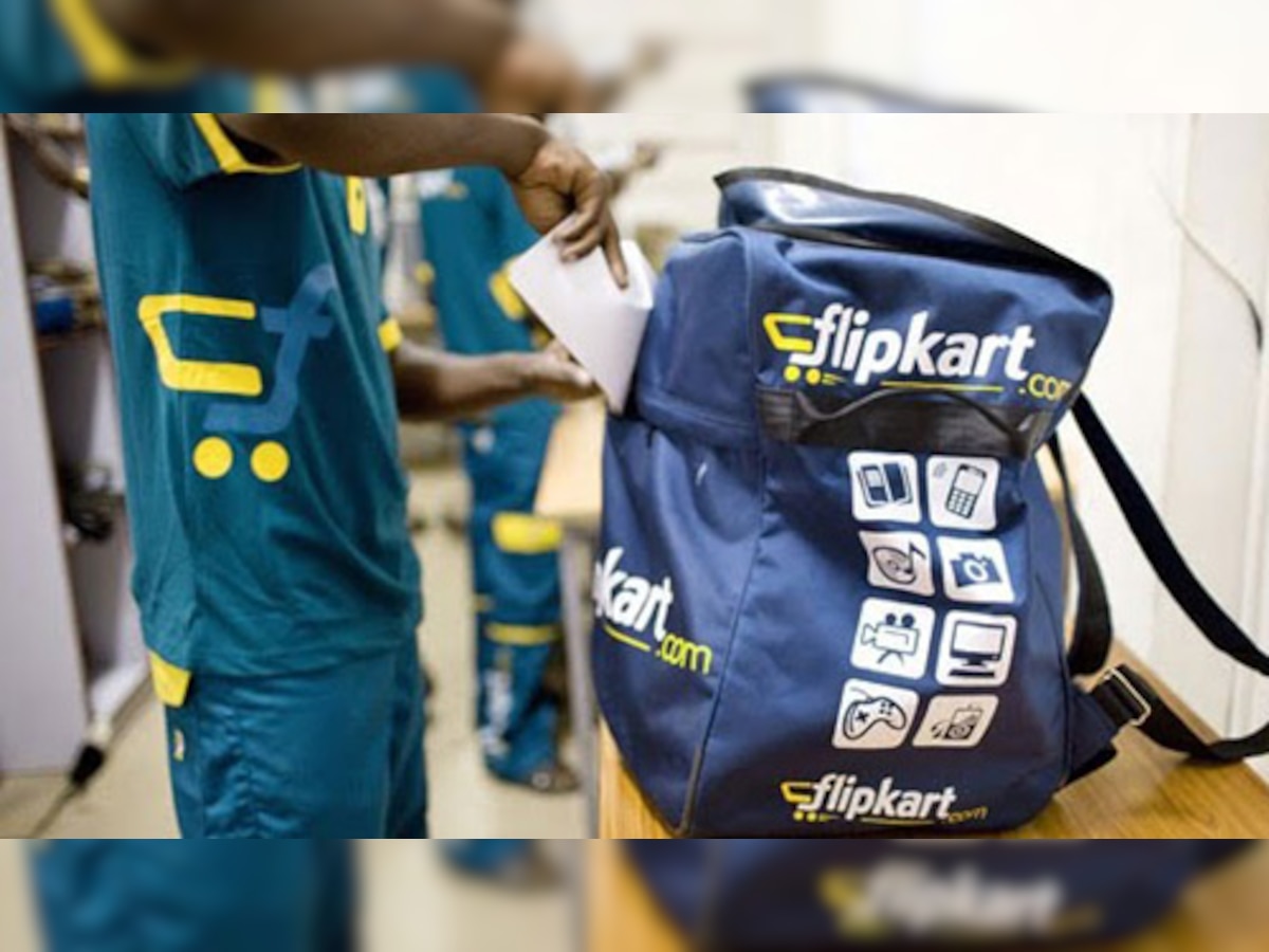 Flipkart पर ऑफर का धमाल, खरीदिए 1 रुपये में पेन ड्राइव और 99 रुपये में मोबाइल