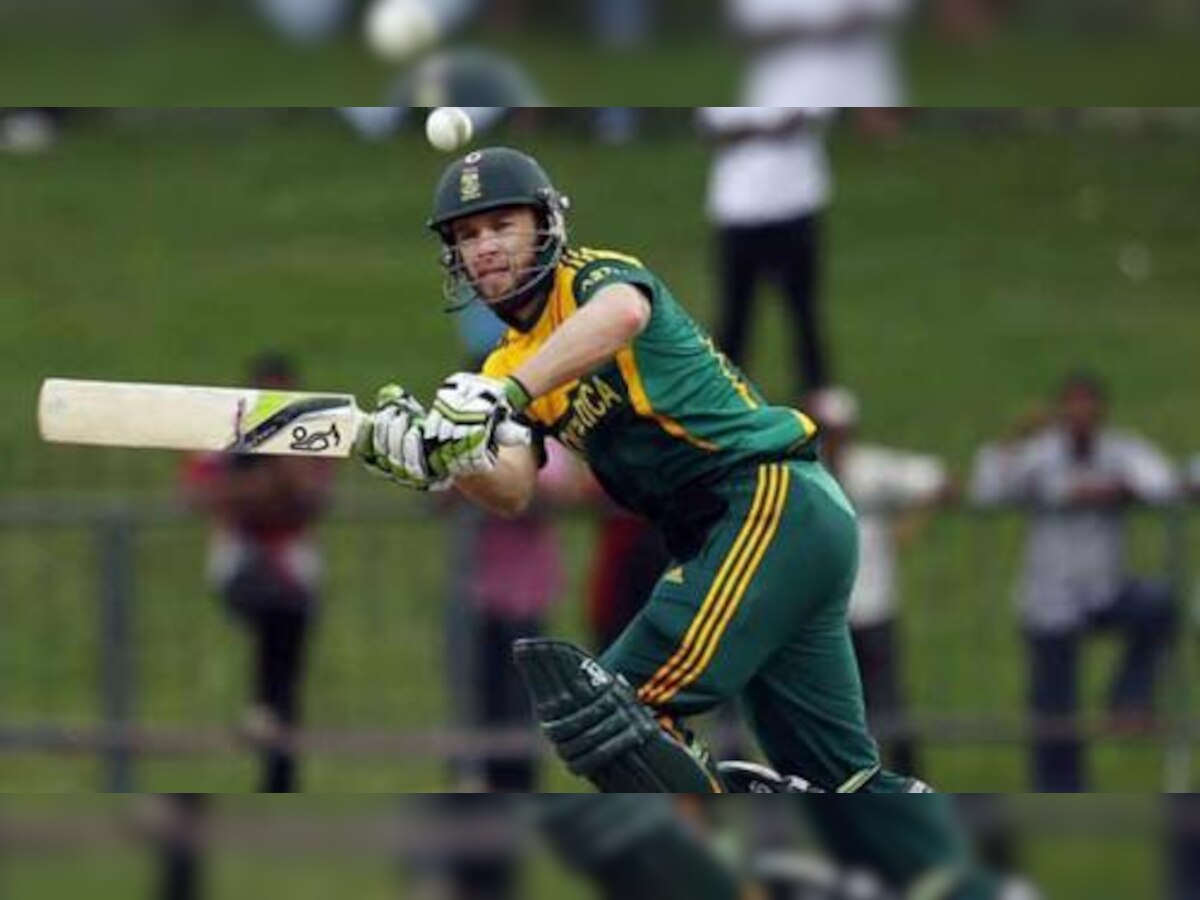 दक्षिण अफ्रीका ने न्यूजीलैंड को छह विकेट से हराया