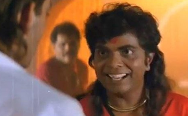 Bollywood Mourns The Death Of Good Human Being Sadashiv Amrapurkar ब ल व ड न द सद श व अमर प रकर क श रद ध जल Hindi News ब ल व ड