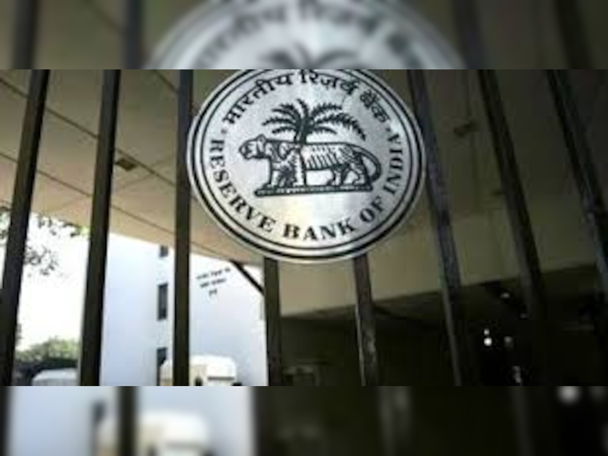 RBI नीतिगत दरें और घटा सकता है: सुब्रमणियन