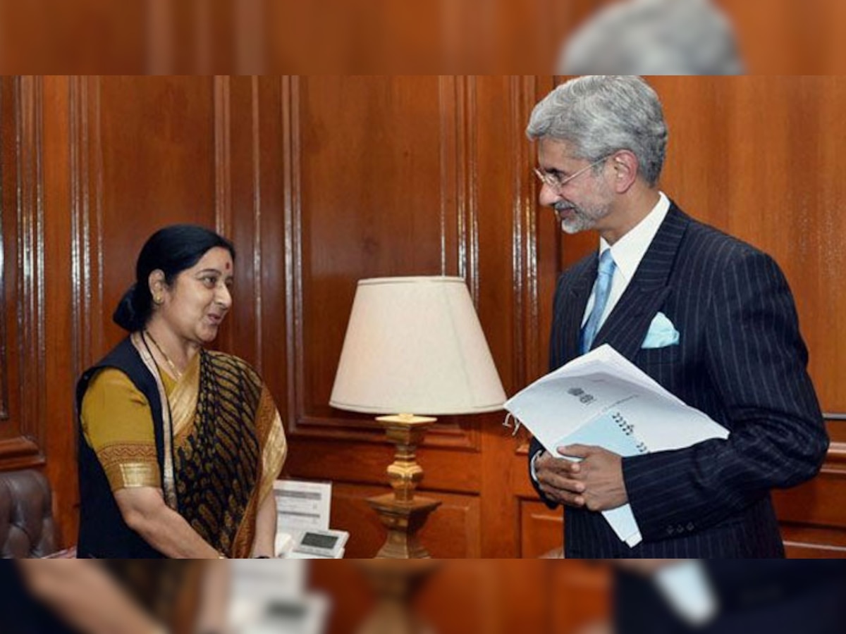 सुषमा स्वराज आज से चीन की यात्रा पर, विदेश सचिव भी होंगे साथ