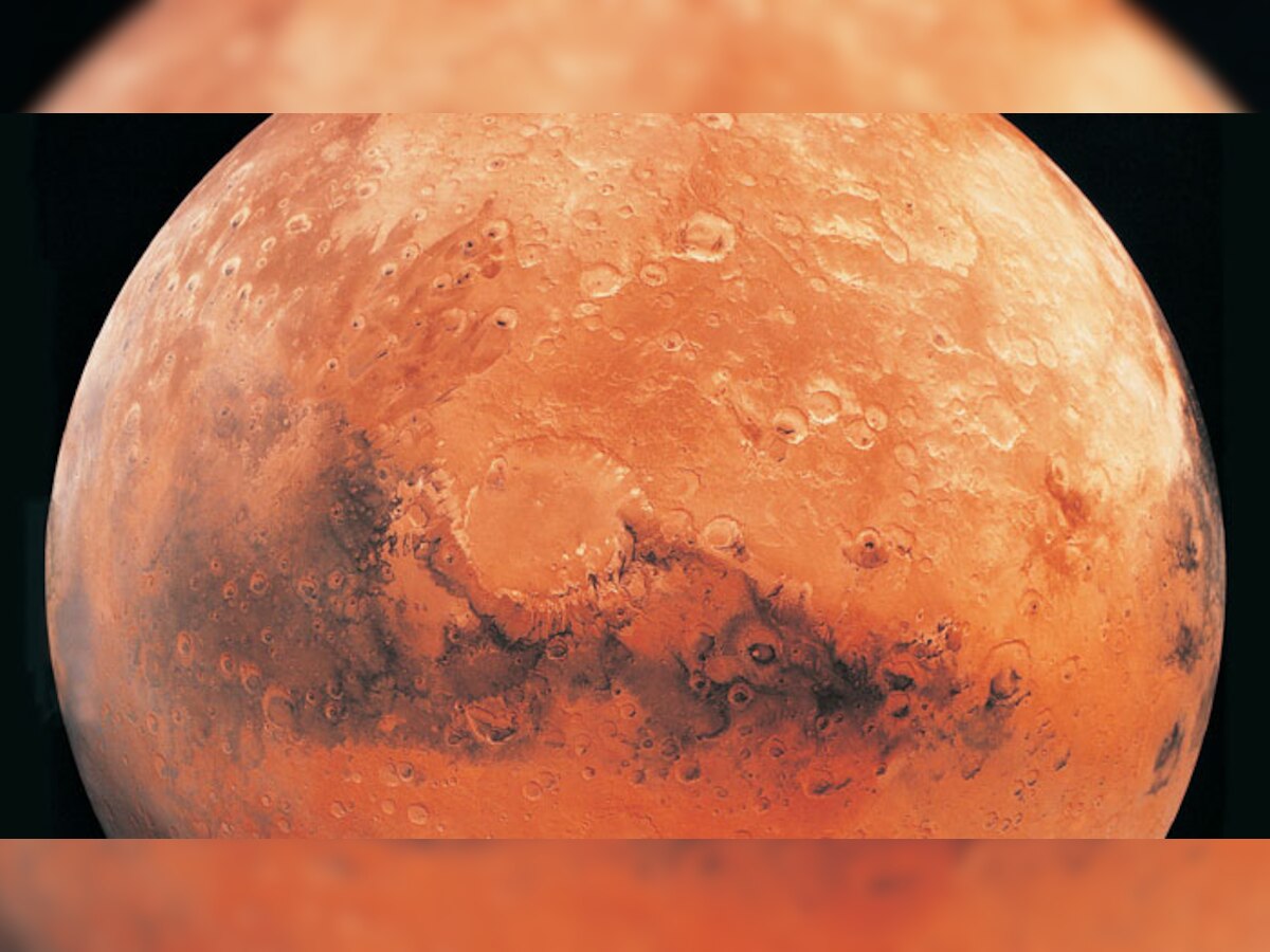 मंगल ग्रह के एक हिस्से में खनिज की नालियां मिलीं