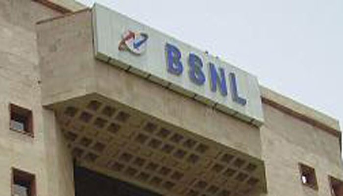 गुडन्यूज़! नाराज ग्राहकों को मनाने के लिए BSNL का फ्री कॉलिंग गिफ्ट गुडन्यूज़! नाराज ग्राहकों को मनाने के लिए BSNL का फ्री कॉलिंग गिफ्ट