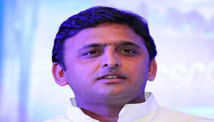 छलक उठा 'पहचान संकट' से जूझते सीएम अखिलेश का दर्द छलक उठा 'पहचान संकट' से जूझते सीएम अखिलेश का दर्द