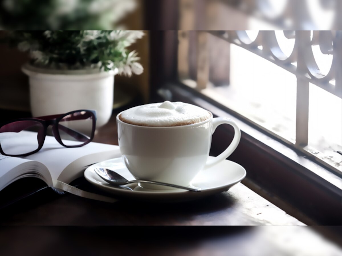 हर रोज तीन कप कॉफी पीने से हृदय रोग का खतरा कम 