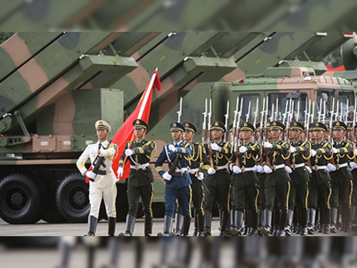 चीन ने पहली बार भारत को दिखाए अपने हथियार, अर्जुन टैंक की सराहना की