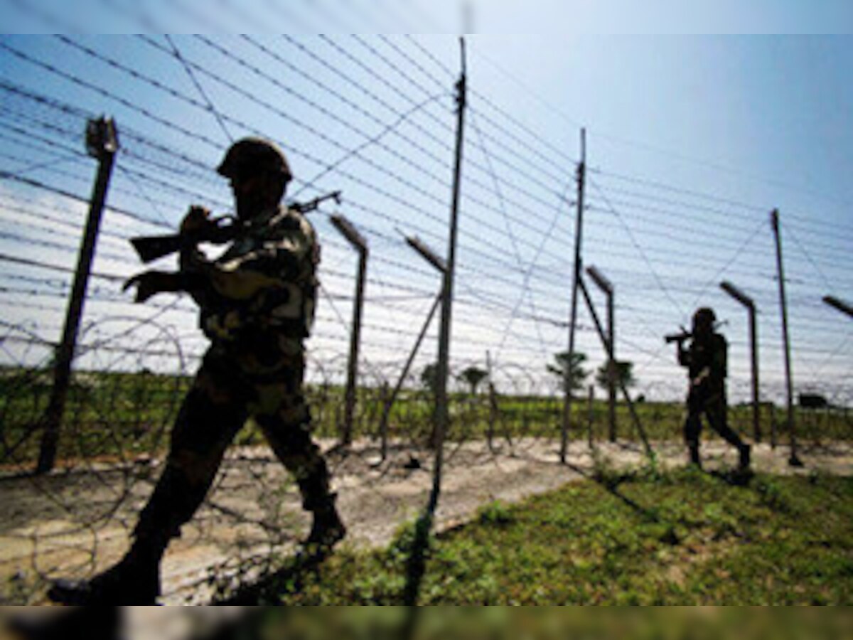 पाकिस्तान ने जम्मू में अंतरराष्ट्रीय सीमा के पास फिर तोड़ा सीजफायर