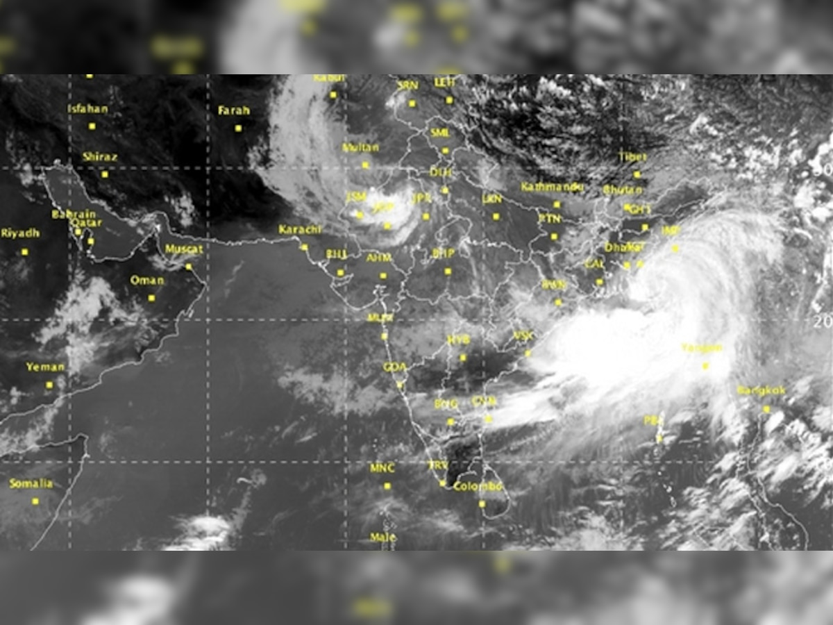 चक्रवात कोमेन के कारण पश्चिम बंगाल और ओडिशा में मूसलाधार बारिश