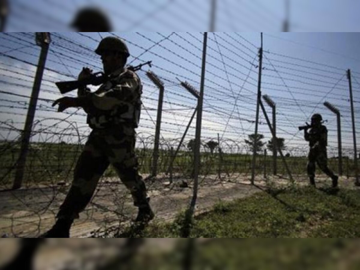 पाकिस्तान ने पुंछ में भारतीय सैन्‍य चौकियों पर बरसाये गोले
