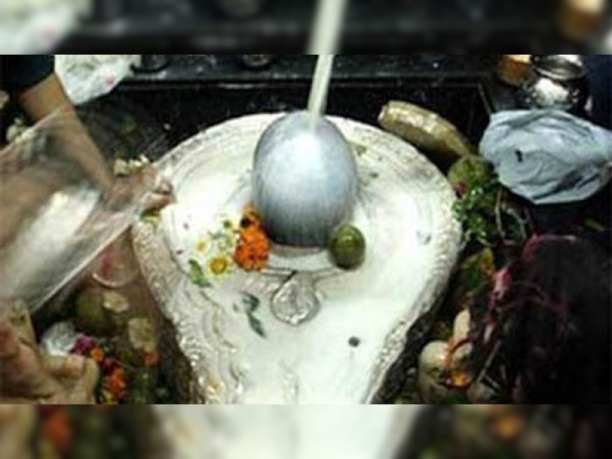 सावन का अंतिम सोमवार आज, शिव मंदिरों में उमड़े श्रद्धालु