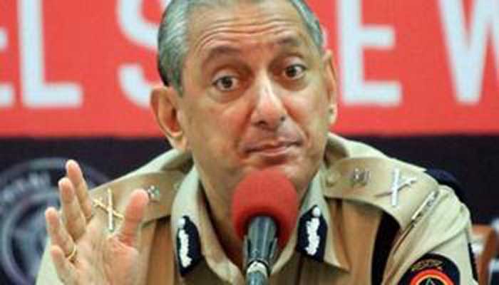 मुंबई पुलिस कमिश्नर पद से हटाए गये मारिया ने कहा- इस्तीफे की नहीं सोच रहा मुंबई पुलिस कमिश्नर पद से हटाए गये मारिया ने कहा- इस्तीफे की नहीं सोच रहा