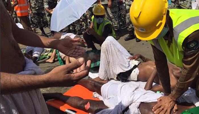 मक्का में हज के दौरान भगदड़, 717 लोगों की मौत, 800 से ज्यादा घायल मक्का में हज के दौरान भगदड़, 717 लोगों की मौत, 800 से ज्यादा घायल