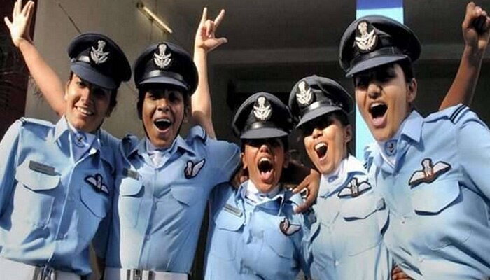 अब फाइटर प्लेन भी उड़ाएंगी महिलाएं: एयरचीफ मार्शल राहा अब फाइटर प्लेन भी उड़ाएंगी महिलाएं: एयरचीफ मार्शल राहा