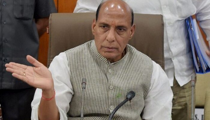 VK सिंह मामला: नेताओं की बदजुबानी पर राजनाथ सख्त, मंत्रियों को दी हिदायत VK सिंह मामला: नेताओं की बदजुबानी पर राजनाथ सख्त, मंत्रियों को दी हिदायत