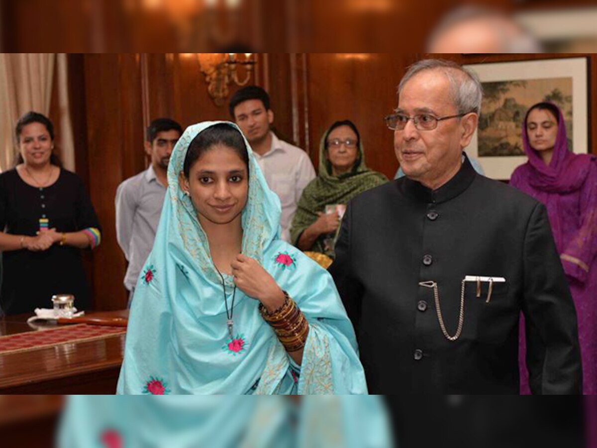 भारत-पाकिस्तान की एकता की प्रतीक है गीता: राष्ट्रपति