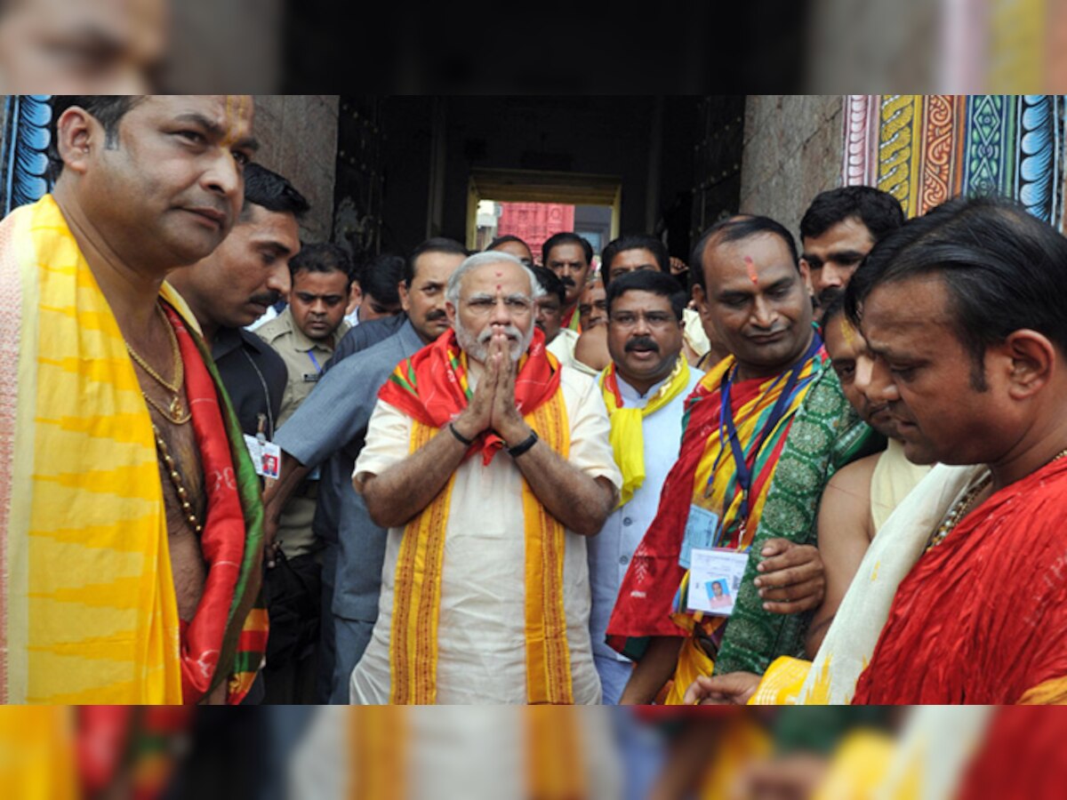 प्रधानमंत्री मोदी ने पुरी मंदिर में भगवान जगन्नाथ के किए दर्शन 