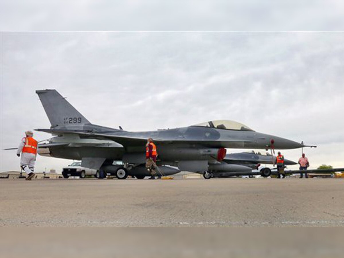 पाकिस्तान को एफ-16 देने के लिए करदाताओं के धन का इस्तेमाल नहीं करेगा अमेरिका: रिपोर्ट