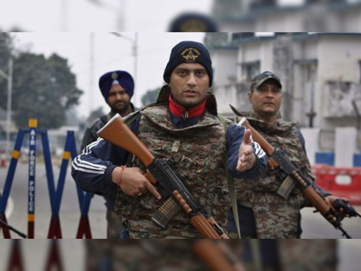 पठानकोट हमले में मारे गए गए चार आतंकवादियों के शव दफनाए गए