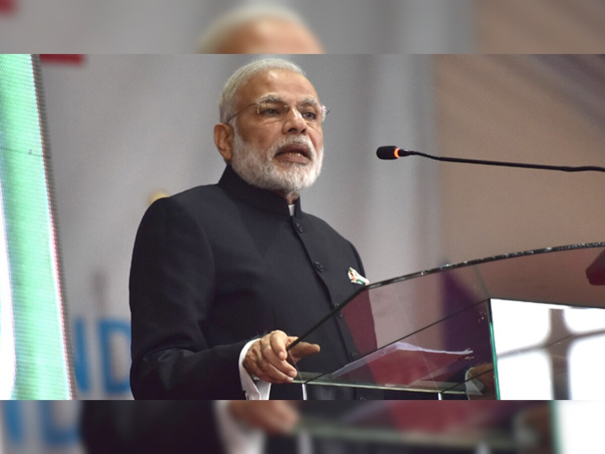 PM मोदी ने जाकिर नाइक पर साधा निशाना, कहा-नफरत की बात करने वाले समाज के लिए खतरा