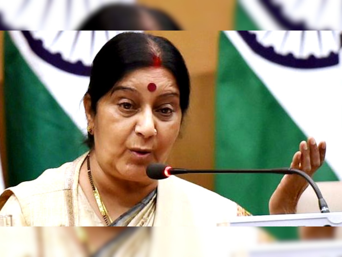 सउदी अरब में फंसे भारतीयों को सरकार सुरक्षित भारत लाएगी: विदेश मंत्री सुषमा स्वराज 