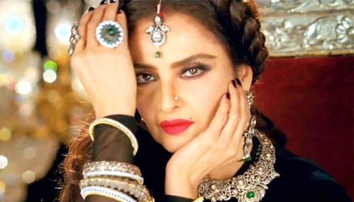 Bollywood Actress Rekha completed 62 spring of life | फैंस ...