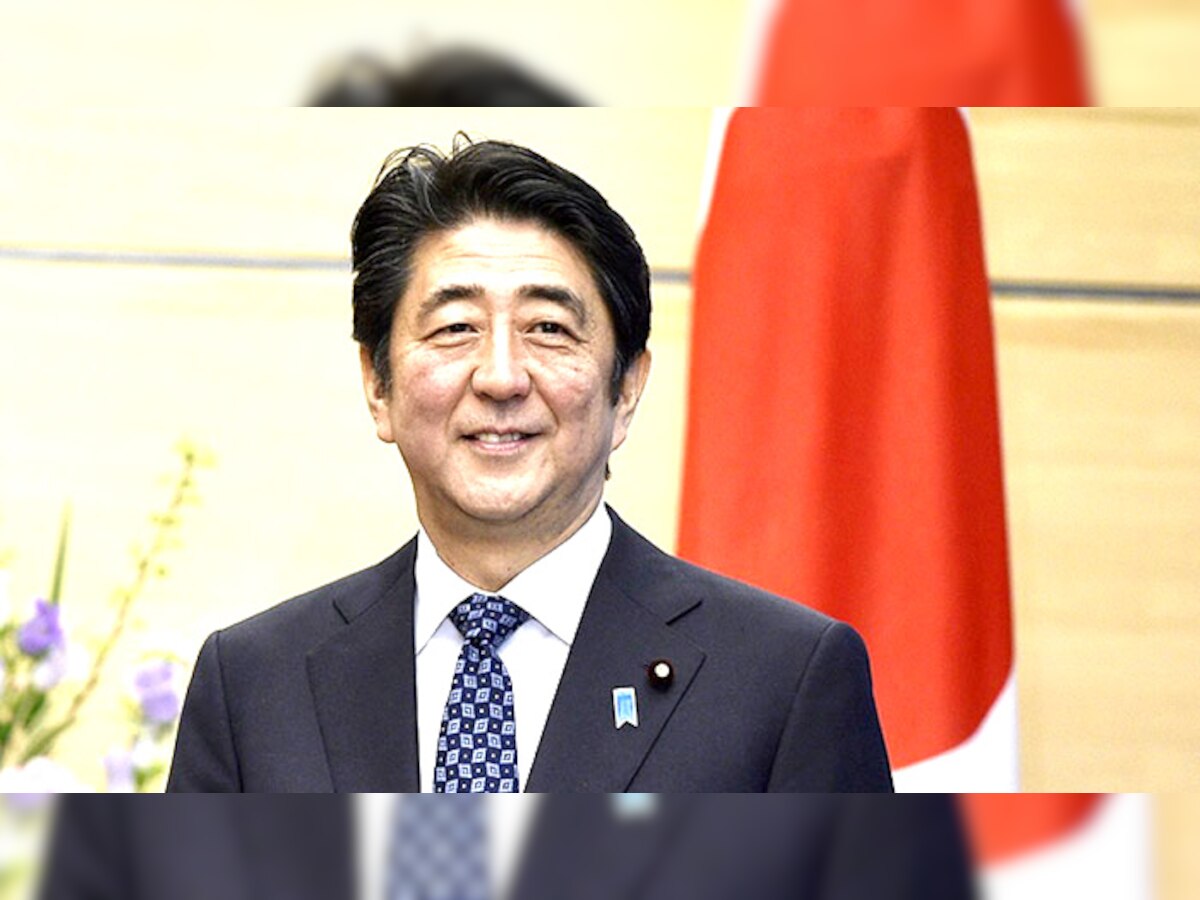 ट्रंप ने जापान के प्रधानमंत्री शिंजो आबे से मुलाकात की