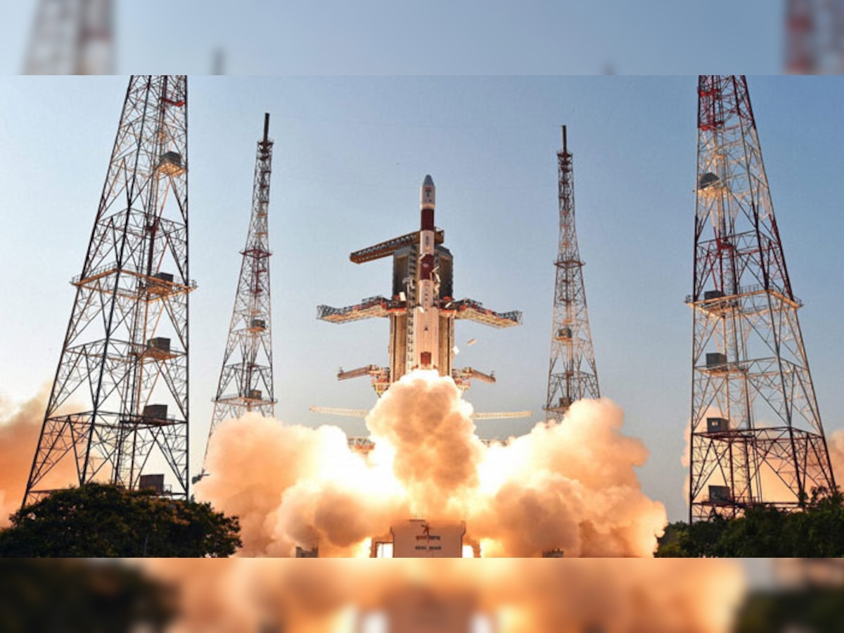 फरवरी के पहले हफ्ते में एक ही साथ 103 विदेशी उपग्रहों का प्रक्षेपण करेगा इसरो
