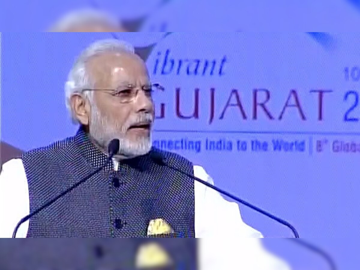 वाइब्रेंट गुजरात वैश्विक शिखर सम्मेलन का PM मोदी ने किया उद्घाटन, कहा-'वैश्विक अर्थव्यवस्था का इंजन है भारत'