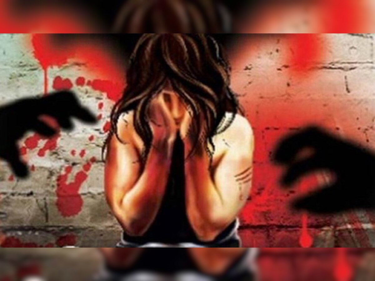 नौकरी का झांसा देकर एक समाजसेवी ने महिला से किया बलात्कार