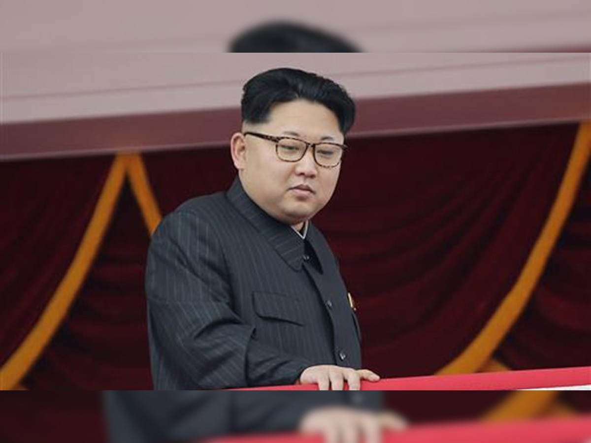उत्तर कोरिया ने कहा कि वह परमाणु आयुधों से लैस अंतर महाद्वीपीय बैलिस्टिक मिसाइल विकसित करने के अंतिम चरण में है. (कोरिया के तानाशाह किम जोंग उन की फाइल फोटो)