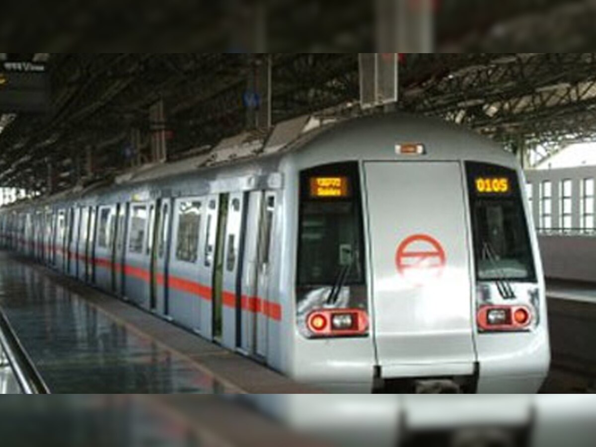  दिल्ली के एक मेट्रो स्टेशन पर एक महिला ने कथित तौर पर फांसी लगाकर आत्महत्या कर ली. (फाइल फोटो)