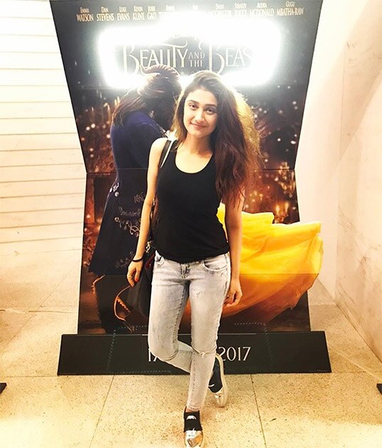 Instagram-raginikhanna Instagram-raginikhanna