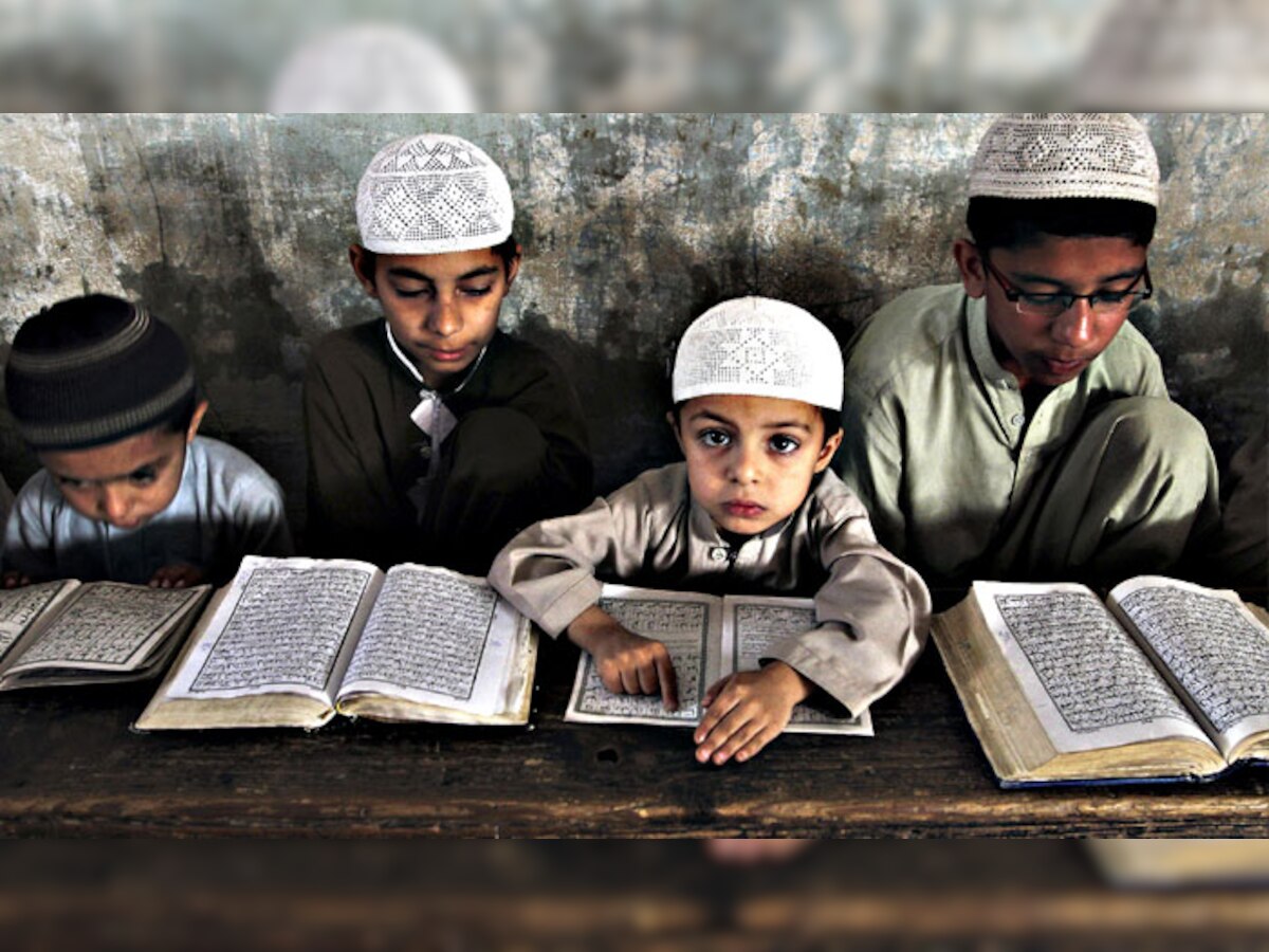  मध्यप्रदेश में स्कूल शिक्षा विभाग के अन्तर्गत संचालित 7401 मदरसों में से 2535 को आधुनिक विषयों को पढ़ाने के लिये मान्यता दी गयी है. (फाइल फोटो)