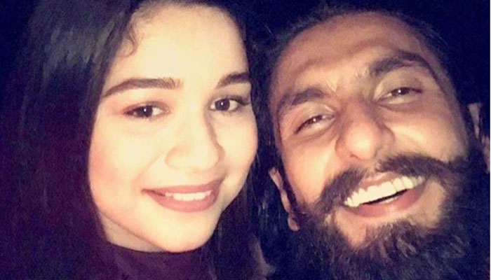 Sara Ranjbar Sachin Tendulkar daughter Sara and Ranveer Singh click a selfie and its ...