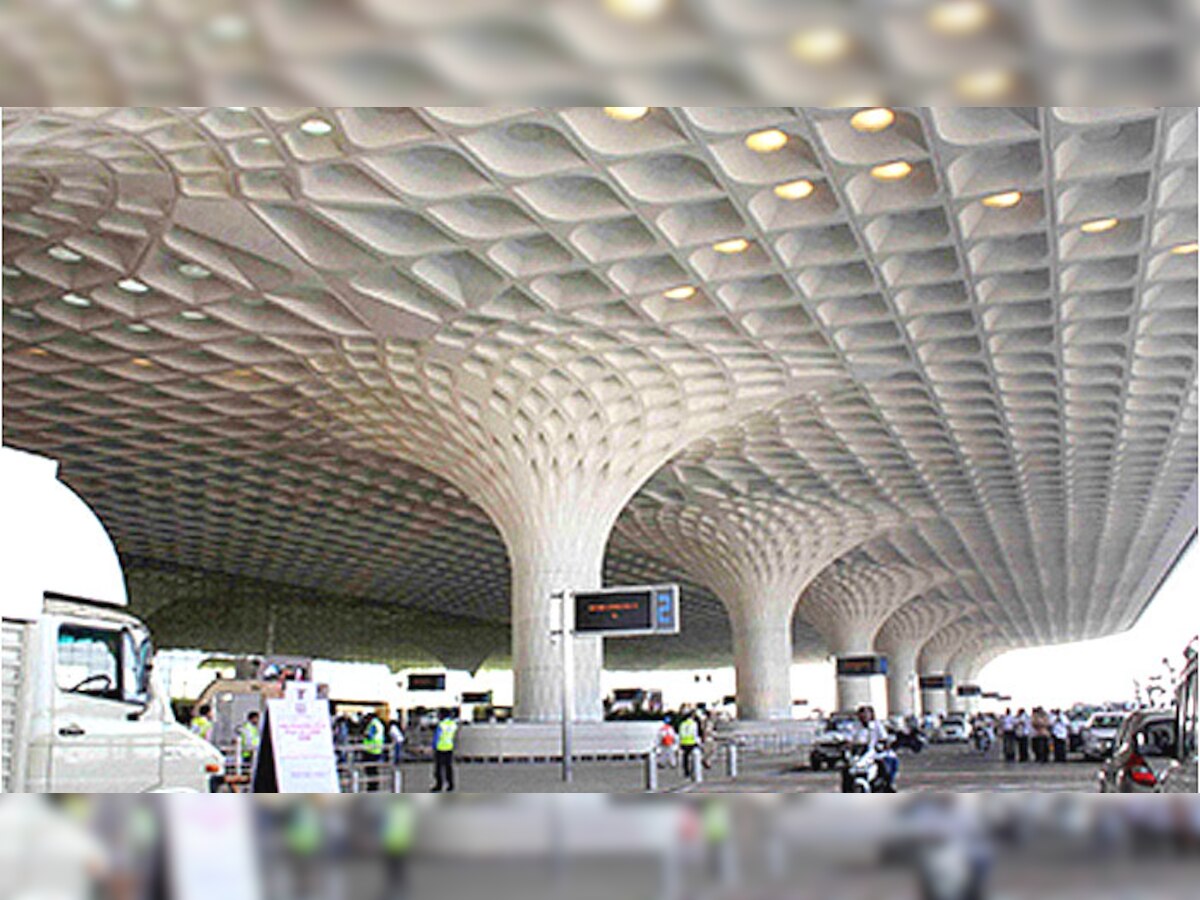 मुंबई, चेन्नई, हैदराबाद एयरपोर्ट हाई अलर्ट पर, प्लेन अगवा कर सकते हैं आतंकी (फाइल फोटो)