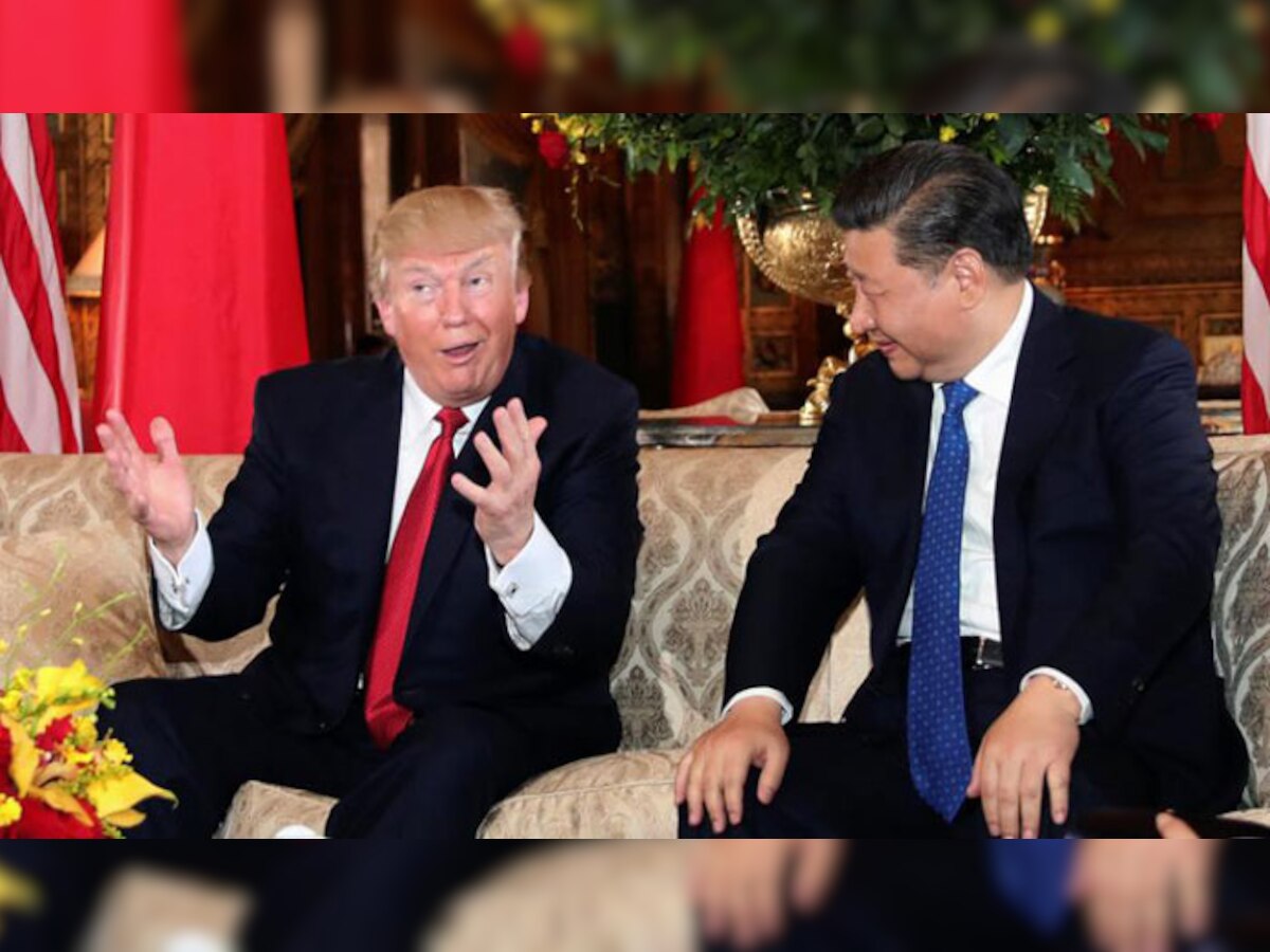 एक मुलाकात के दौरान अमेरिकी राष्ट्रपति डोनाल्ड ट्रंप (बाएं) और चीन के राष्ट्रपति शी जिनपिंग. (फाइल फोटो)