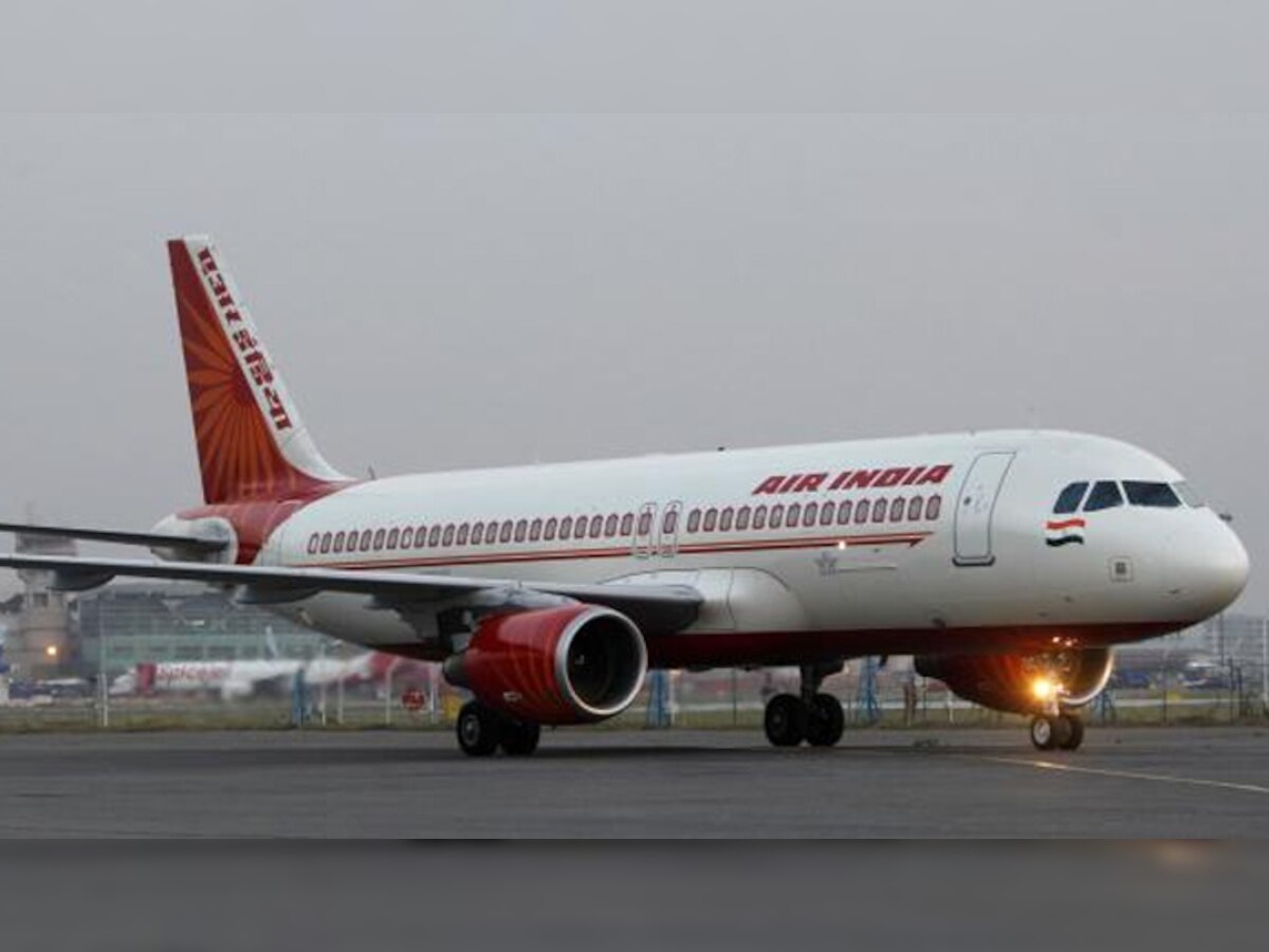  एयर इंडिया का केंद्र सरकार के उपर 451.75 करोड़ रुपये का बकाया है. (फाइल फोटो)