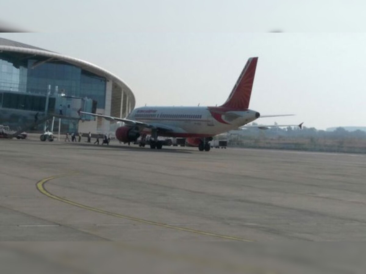 मुंबई हवाई अड्डा एकल हवाईपट्टी सुविधा वाला दुनिया का सबसे व्यस्त हवाई अड्डा बन गया है.  (फाइल फोटो)