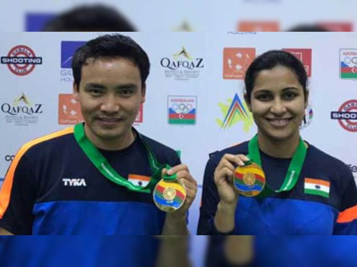 भारतीय जोड़ी का यह विश्व कप में दूसरा स्वर्ण पदक है. (ट्विटर फोटो)