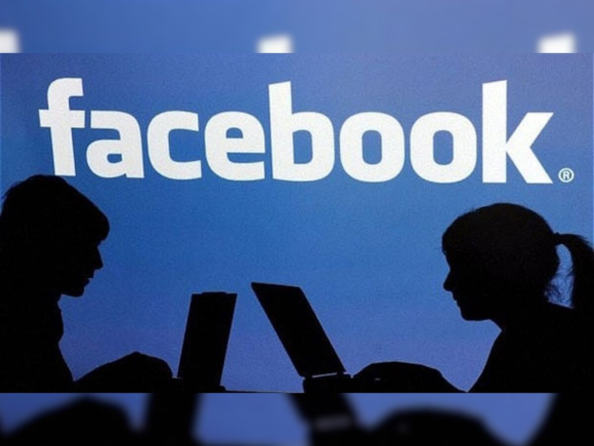 अक्तूबर, 2012 में फेसबुक ने एक अरब के आंकड़े को छुआ था. (फाइल फोटो)