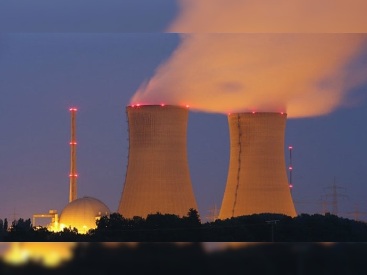 विशेषज्ञों का कहना है कि परमाणु ऊर्जा को संवहनीय बनाने के लिए पक्का रास्ता यह है कि फास्ट ब्रीडर रिएक्टरों को मुख्यधारा में लाया जाए. (फाइल फोटो)