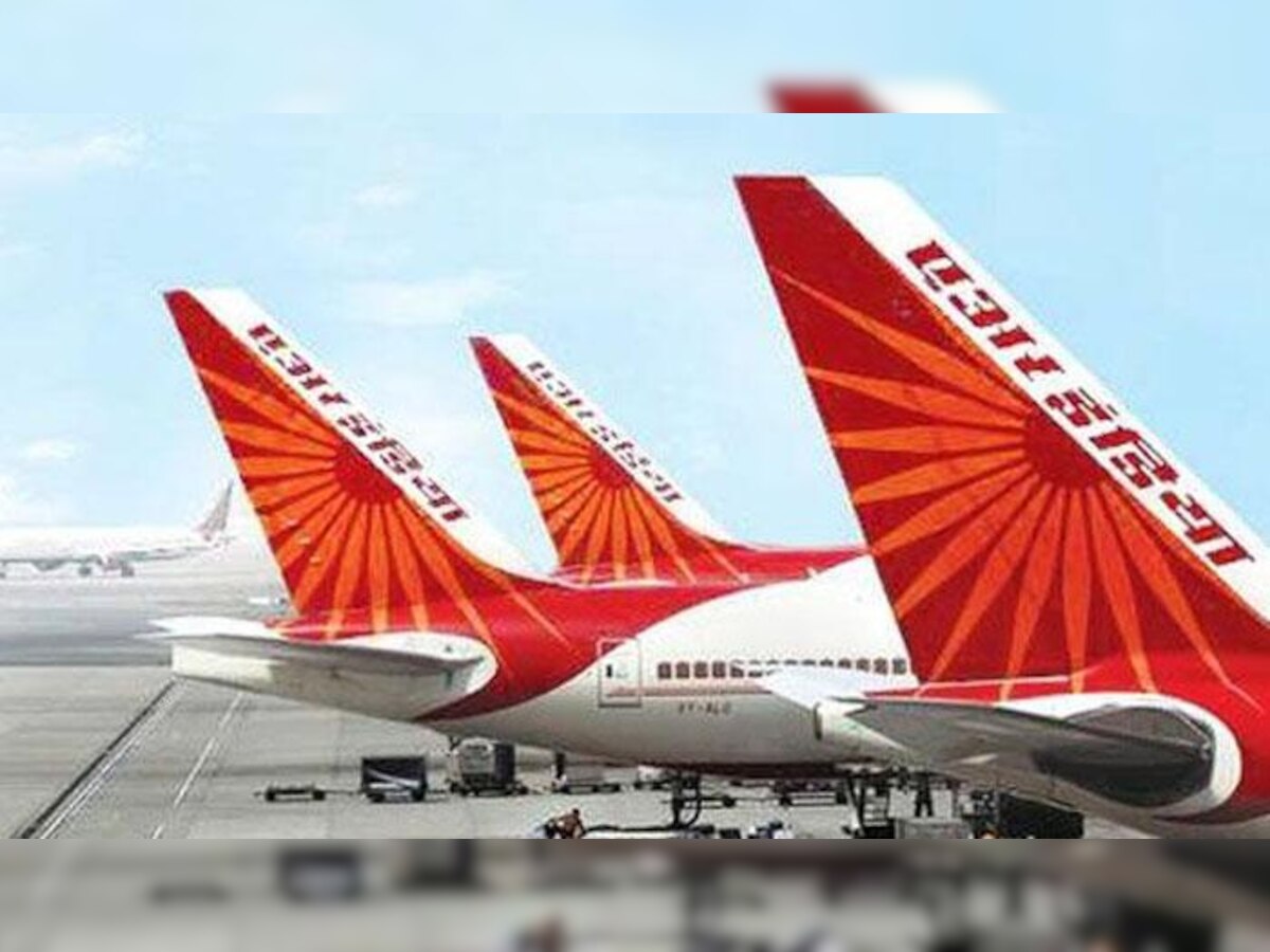 एयर इंडिया एयरलाइंस के ऊपर 50 हजार करोड़ रुपए से अधिक का कर्ज है