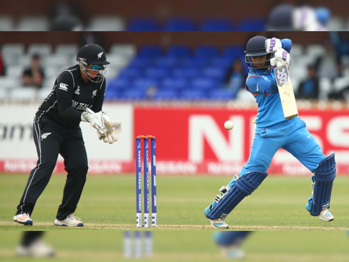 ICC WWC 2017: न्यूजीलैंड के खिलाफ शॉट खलेतीं भारतीय कप्तान मिताली राज. (PIC : Cricket World Cup/Twitter)