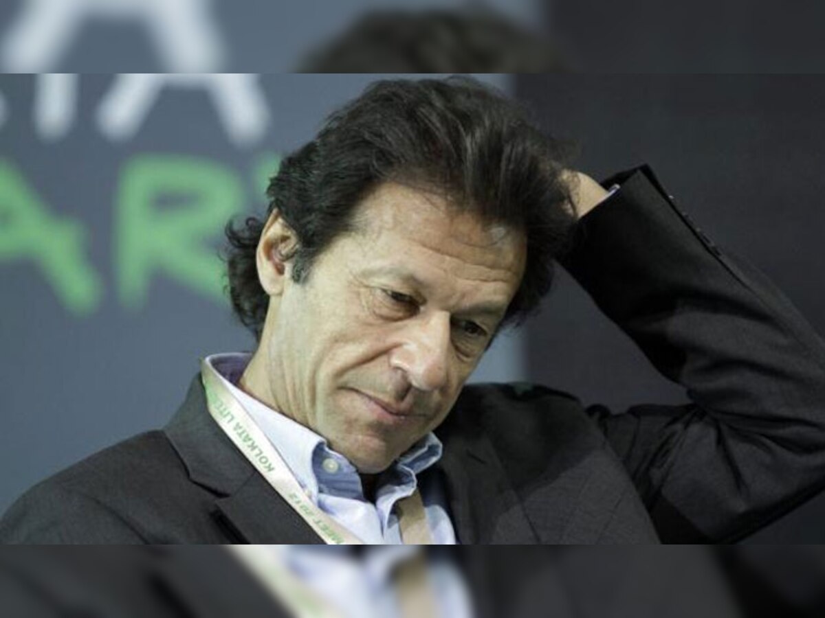 क्रिकेटर से नेता बने इमरान खान पाकिस्तान तहरीक ए इंसाफ के अध्यक्ष हैं. (फाइल फोटो)