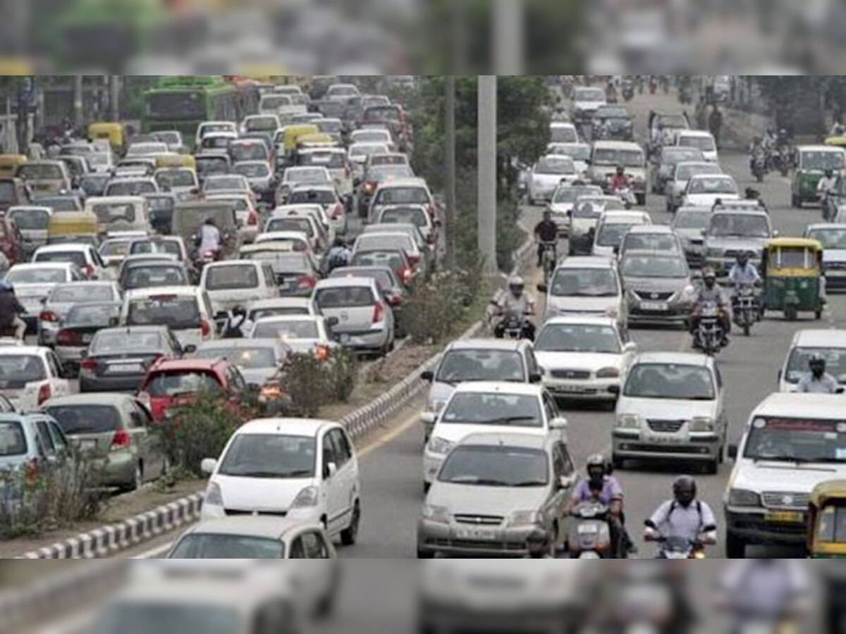 बाहरी दिल्ली के इलाकों को अर्बन एक्सटेंशन रोड (यूईआर) योजना के जरिये जोड़ने का प्रस्ताव दिया है. (फाइल फोटो) 